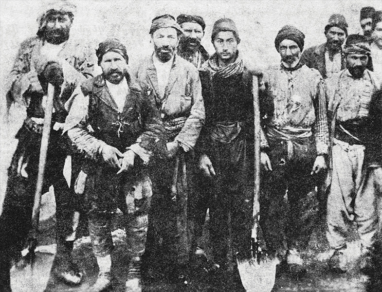 Armeense dwangarbeiders werden gebruikt voor de aanleg van wegen